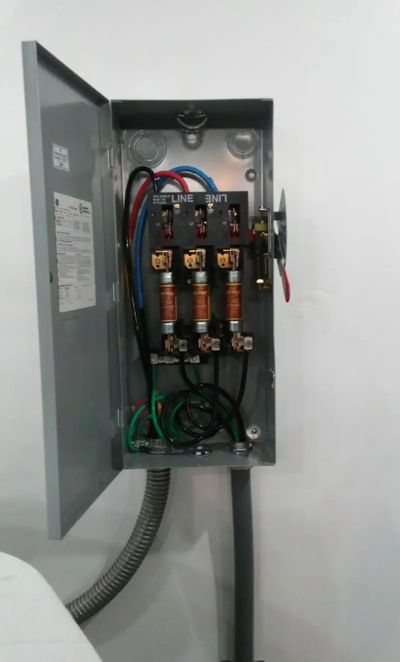 Three-phase disconnect switch installed for Electrical Wiring & Rewiring in Estelle
